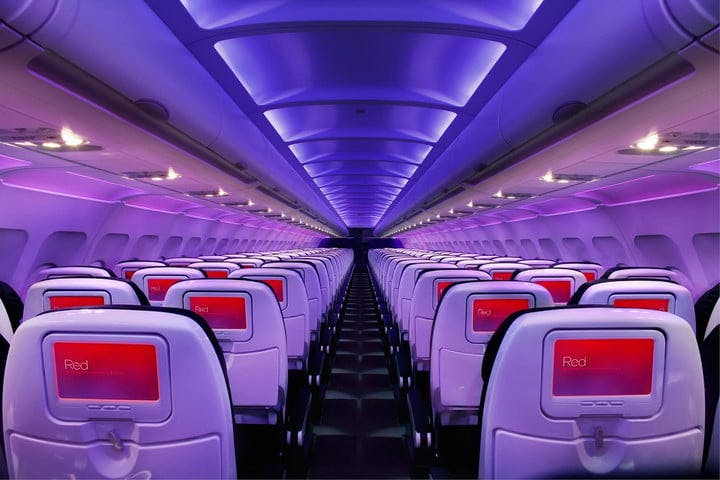 New Trends in On-the-Go Entertainment for Flights and Cars