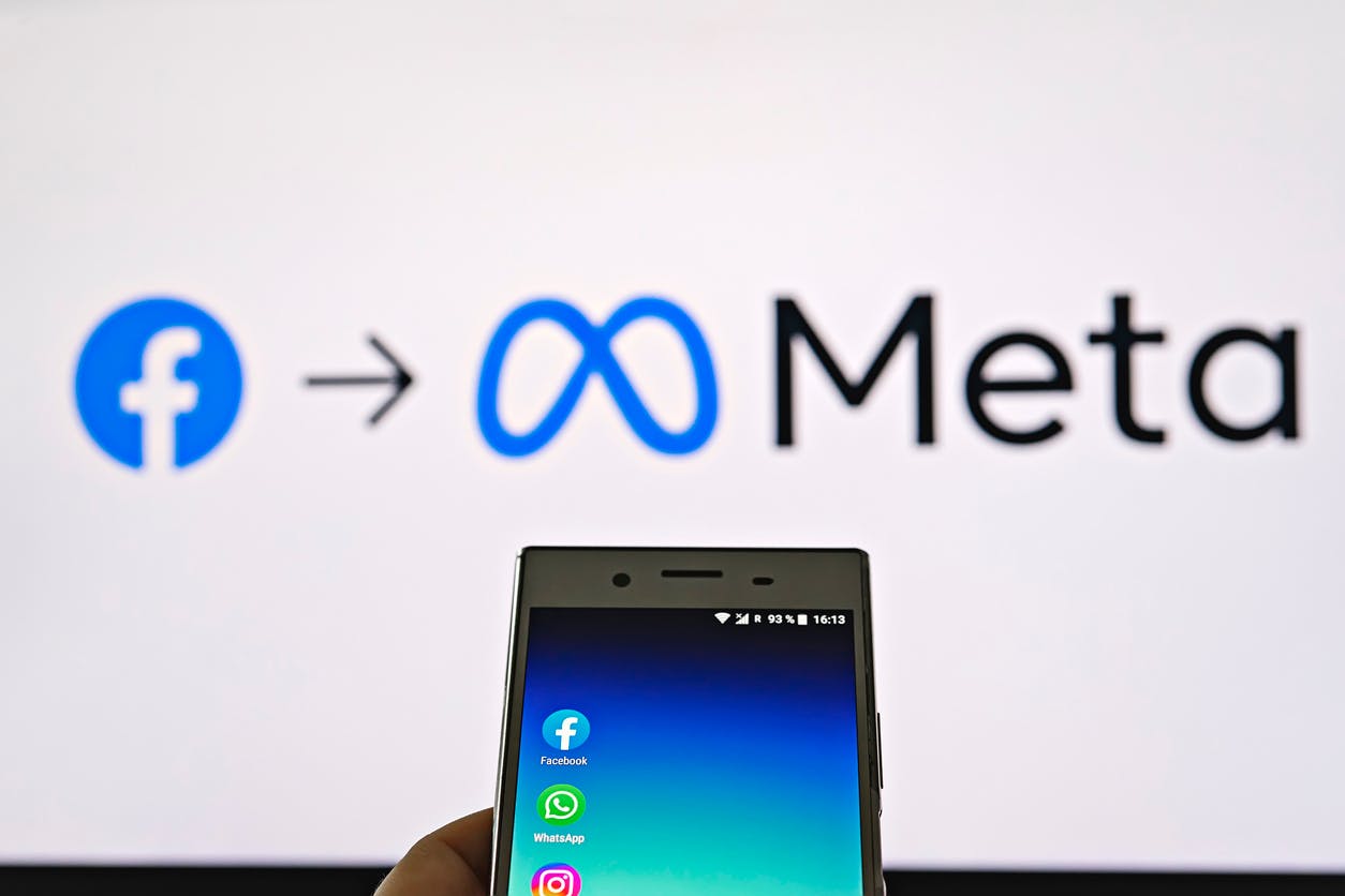 Social Media Stocks: One Metric Shows Meta’s Clear Leadership