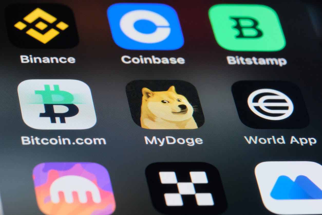 With Bitcoin at All-Time Highs, Here’s What’s Next for COIN, HOOD