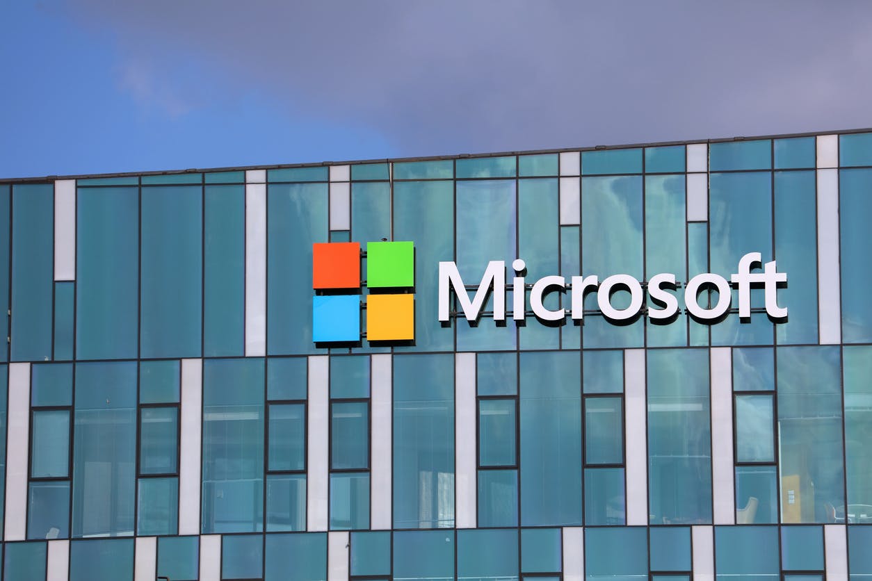 Prediction: Microsoft Azure To Reach $200 Billion In Revenue By 2028